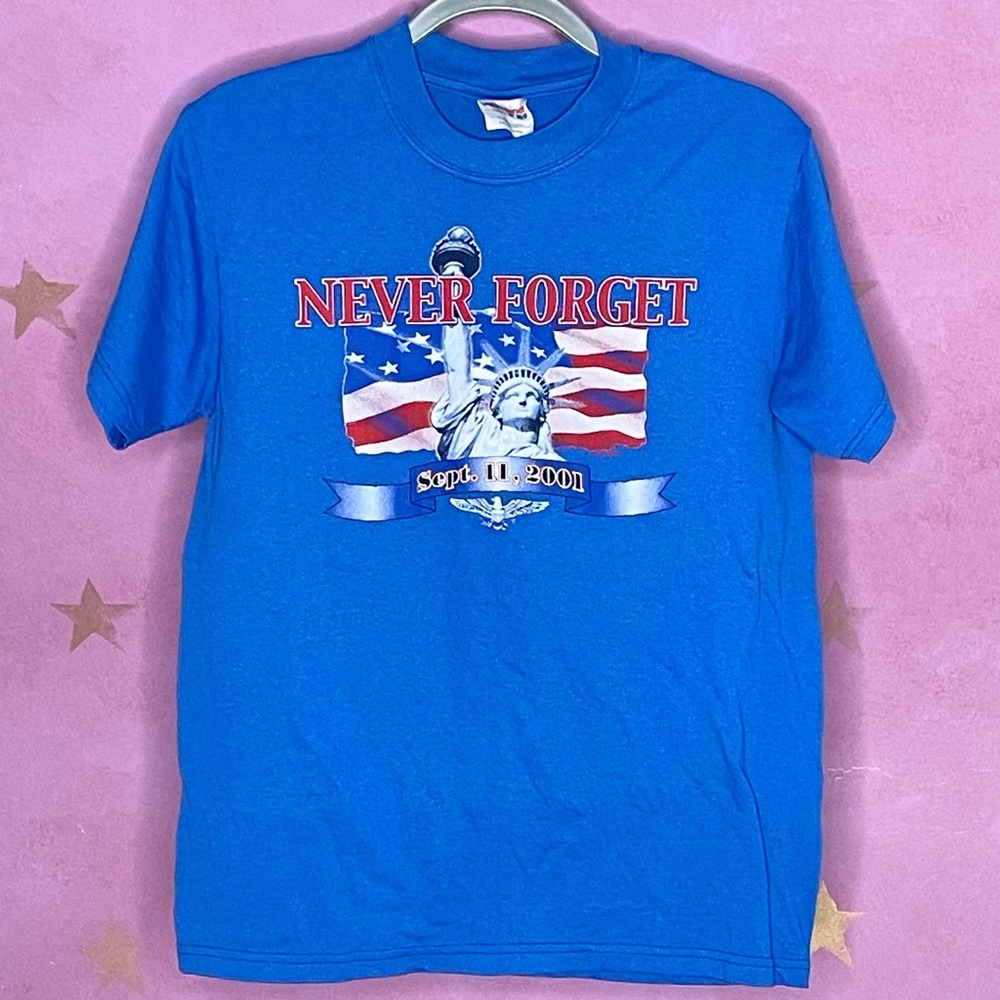 911 Shirt Mens Medium Never Forget Blue Short Sleeve Hanes 9/11